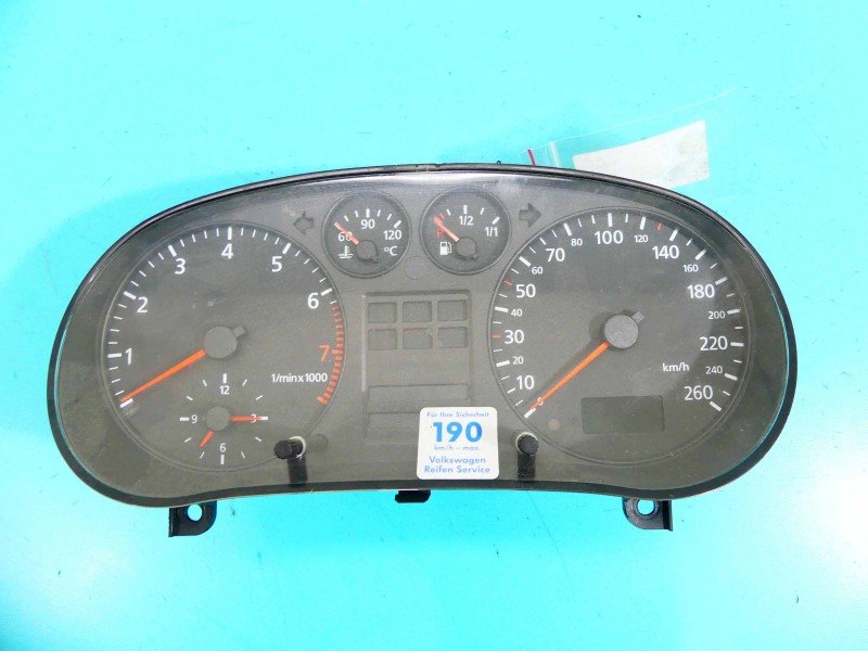 Licznik Audi A3 8L 8L0919860E 1.6 SR