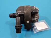 Pompka obiegu wody pompa Peugeot 3008 II 1.6 T hybrid4 0392024019