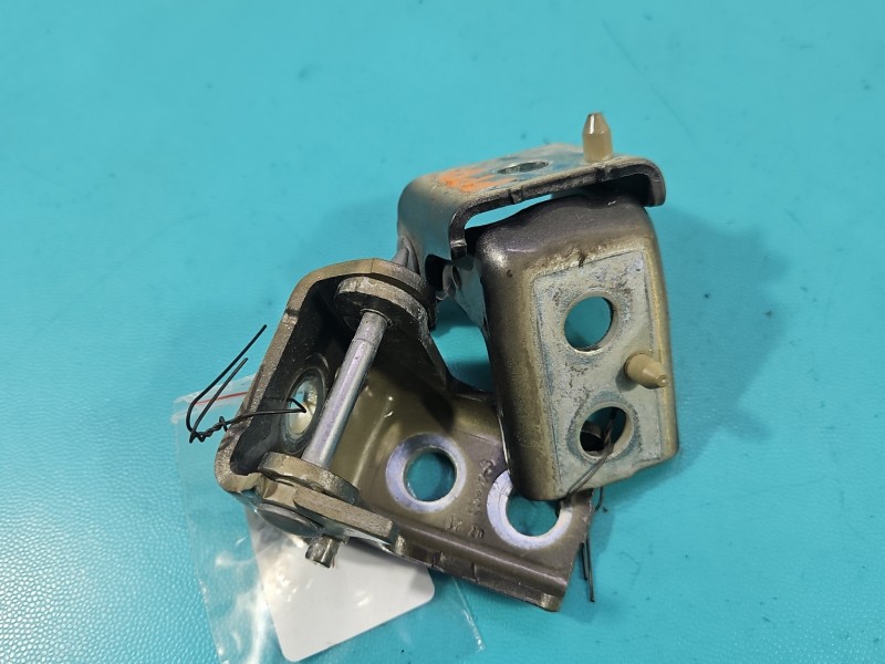 Zawias drzwi przód prawy Peugeot 2008 II