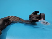 Pedał gazu potencjometr Opel Astra III H 9157998BK, 6PV008112-00 1.6 16v