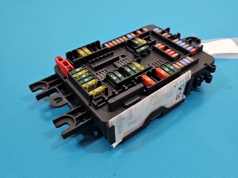 Skrzynka bezpieczników BMW X5 F15 9316569