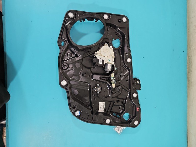 Podnośnik przód prawy SZYBY WINDA C44131-102, C46780-103 Jeep Renegade 14- IMPRK1357404, C44131-102, C46780-103, Europejska,...