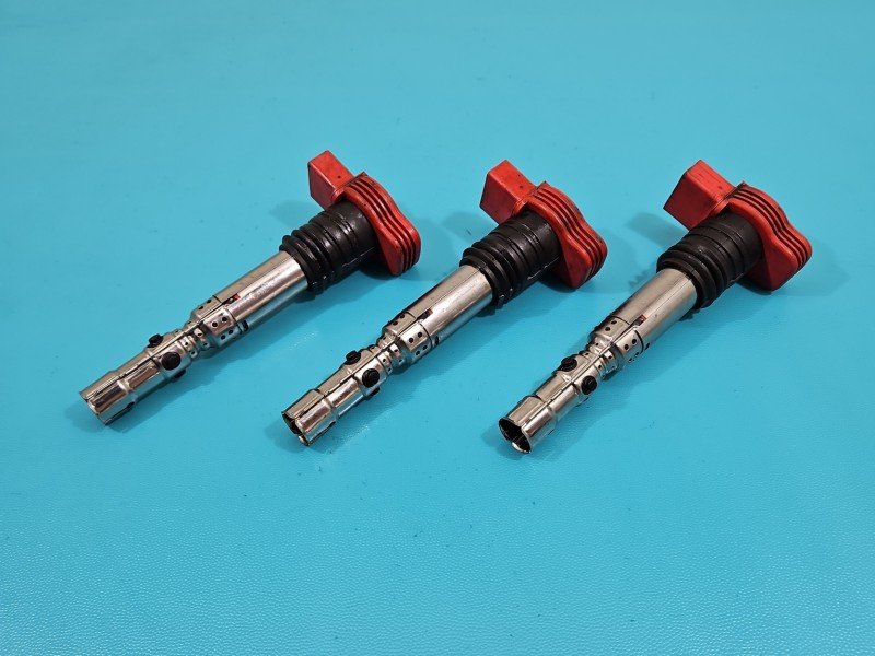 Cewka zapłonowa Audi A6 C5 06C905115M 3.0 V6 Cewka zapłonowa Audi A6 C5 06C905115M 3.0 V6