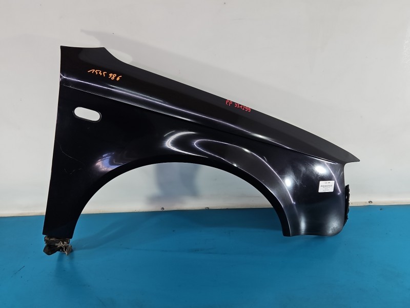 Błotnik przód prawy Seat Exeo LC9Z