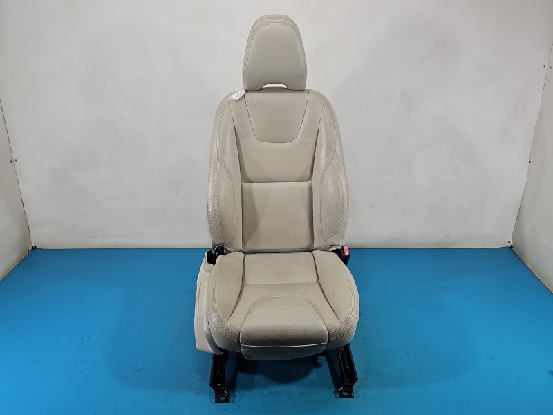 Fotel prawy przód pasażera VOLVO S60 II 10- 4d EUROPA