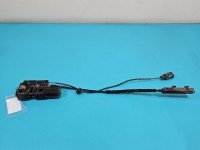 Zamek maski 8T1823746 AUDI A4 B8