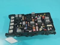 Skrzynka bezpieczników Jeep Cherokee KL 68193002AF