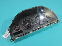 Licznik Volvo V70 II 8637993 2.4 20v (B5244SG) EUROPA