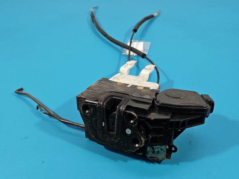 Zamek przód lewy Hyundai Santa Fe I 00-06 EUROPA 5pin