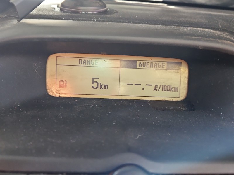 Wyświetlacz monitor Toyota Avensis II T25 86110-05020