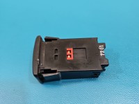 Przełącznik Podgrzewania fotela lewy przód Suzuki Swift Mk8 SP241-202