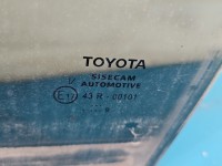 Szyba drzwi tył lewa Toyota Corolla E21 19- sedan