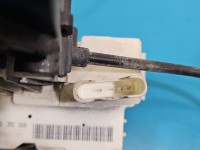Zamek przód lewy 1697202535, 1697202535Q9 Mercedes W245 EUROPA 4pin. Pęknięcie