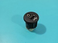 Gniazdo USB Nissan Qashqai I J10 06-13