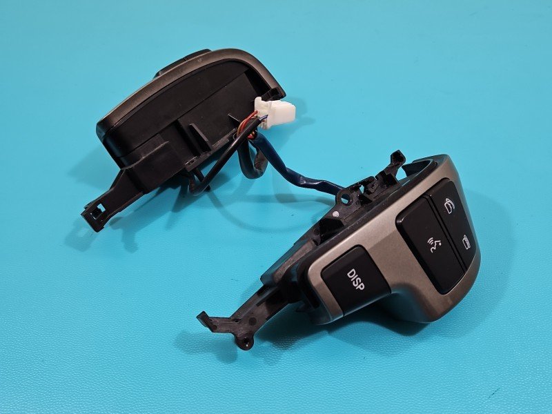 Przełącznik multifunkcja kierownicy Toyota Land Cruiser J200 07- 75B780LH, 75B780RH