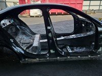 Próg prawy SŁUPEK ŚRODKOWY B Mercedes W205 sedan 4d czarny 197