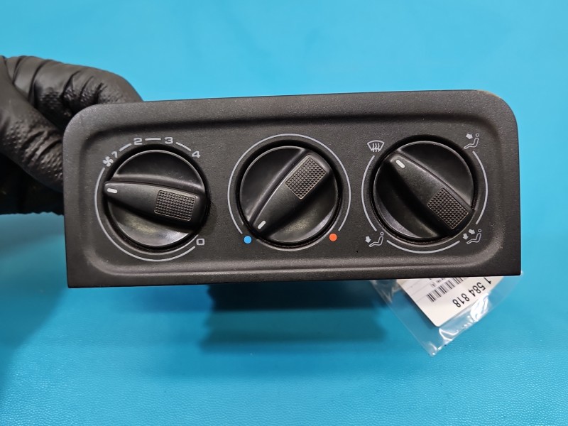 Konsola panel nawiewu Vw Golf III 1H0819045C