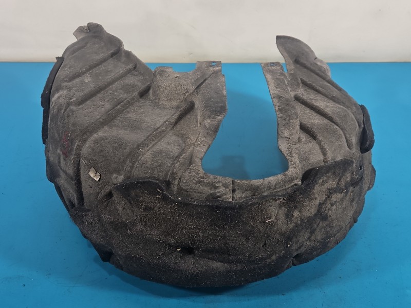 Nadkole tył lewe Audi A4 B9 8W0810171L