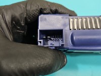 Siłownik klapy prawy teleskop AUDI Q5 8R 08- 8R0827852