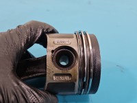 Tłok Mercedes W211 3.2 cdi (648961) 204KM