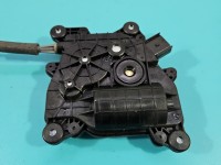 Zamek klapy tył 2325378 Kia Sorento III HB Producent części: KIA, wraz z dociągiem. 6+4pin