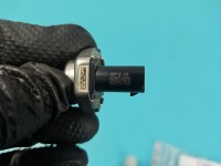 Czujnik ciśnienia paliwa regulator Alfa romeo Stelvio 68212572AB