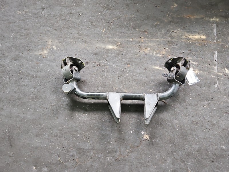 Mocowanie uchwyt Suzuki Vitara II 2015-