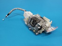 Zamek przód lewy 1697202535 Mercedes W169 EUROPA Mercedes, 4pin. Uszkodzone mocowanie trzymające wtyczke