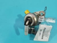 pompka Pompa paliwa Vw Passat B8 1.4 tsi 0261520573, 7004488519 Volkswagen, 2 PIN