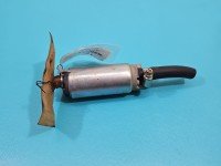 pompka Pompa paliwa Opel Monterey 3.2 24V Producent części: OPEL, 2PIN Przerabiane przewody, pokrzywiona górna pokrywa ZAMIENNIK