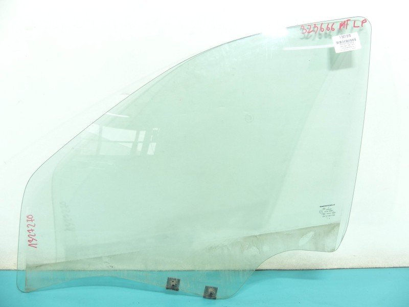 Szyba drzwi przód lewa Dacia Logan I 05-14 sedan