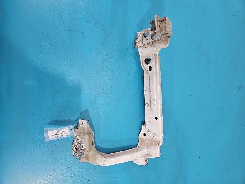 WZMOCNIENIE CZOŁOWE Pas przedni Jaguar XE X760 3210050