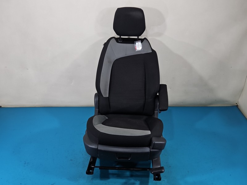 Fotel prawy przód pasażera Citroen C4 Picasso II 13-19 5d EUROPA