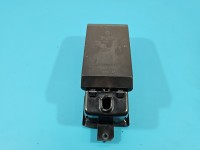 Uchwyt na napoje kubek CUP HOLDER Vw Golf VI 1K0862531A