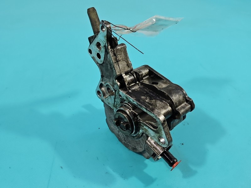 Pompa vacum Skoda Octavia II 1.9 tdi 038145209N