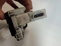 Zamek przód lewy 1H1837015A Vw Golf III EUROPA Volkswagen, 4+3pin