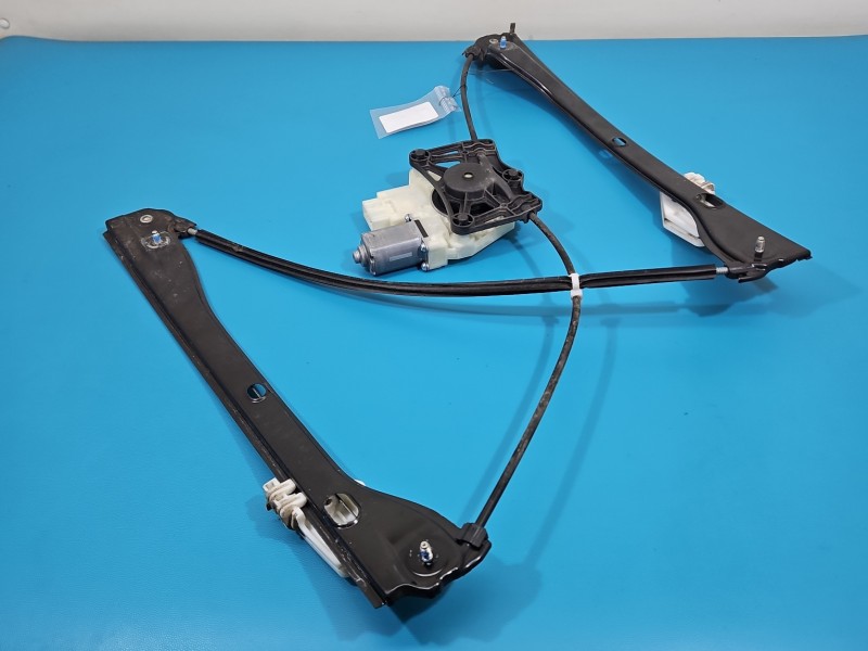 Podnośnik przód prawy Skoda Fabia III Europejska, 6PIN 5JA959812K 5d kombi