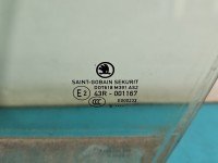 Szyba drzwi przód lewa Skoda Fabia III kombi