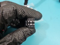 Siłownik klapy lewy teleskop Kia Sorento III 81770-C5100