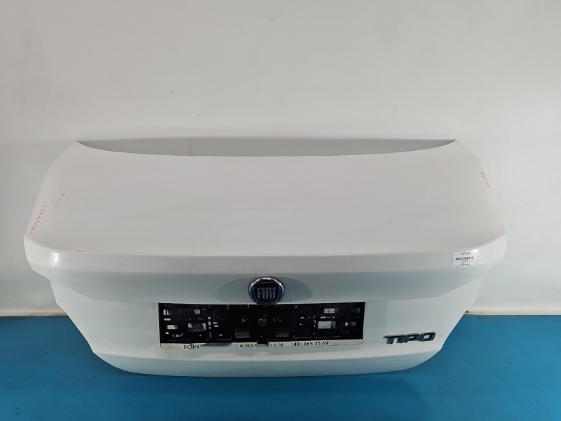 Klapa tył Fiat Tipo II 15- sedan 4d 249