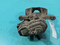 Zacisk tył lewy Audi A4 B9 2.0 TFSI sedan