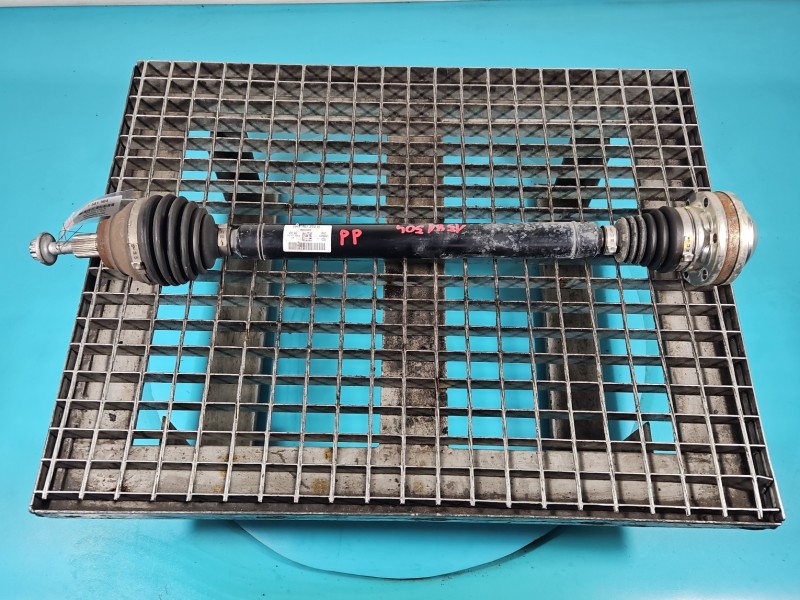 Półoś przód prawa Skoda Octavia IV 2.0 tdi manual