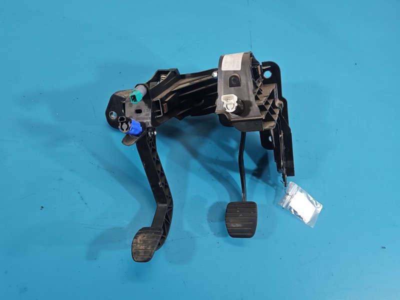 Pedał pedały Opel Movano III hamulca sprzęgła