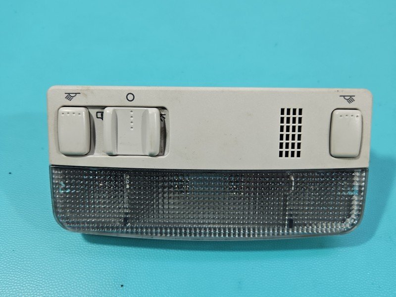 Lampa kabiny lampka Skoda Rapid 5JA947105