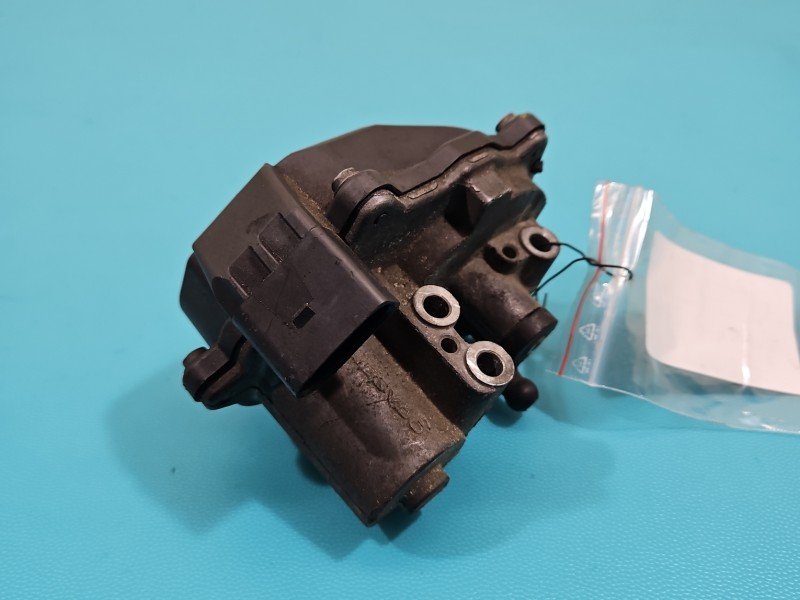 Nastawnik klap kolektora Audi A5 8T 059129086K 3.0 tdi V6