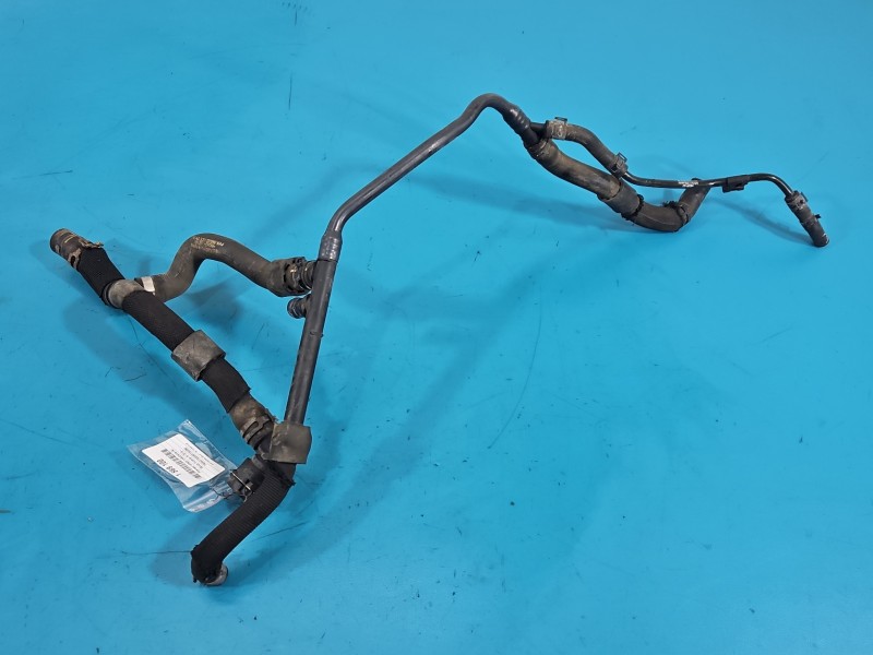 przewód wąż rurka wody Skoda Octavia IV 2.0 TDI 3Q0122058E