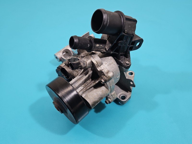 Pompa wody Opel Astra V K 1.5 cdti 55484777