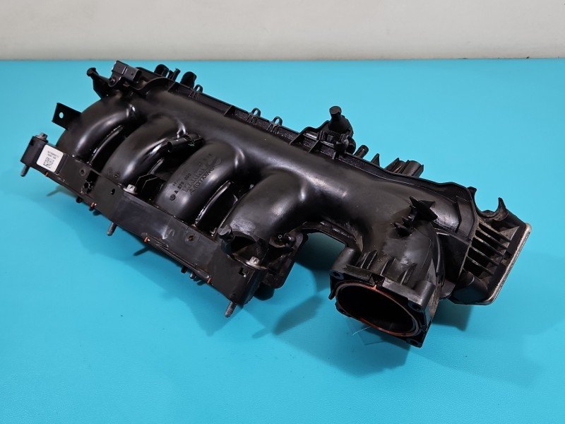 Kolektor ssący Infiniti Q30 A2700900737 1.6 T Kolektor ssący Infiniti Q30 A2700900737 1.6 T