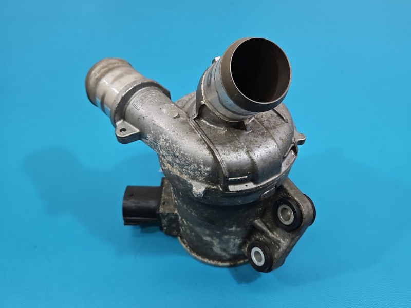 Pompa wody Ford Mondeo Mk5 2.0 16V 359848000