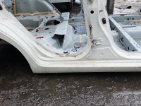 Próg prawy SŁUPEK ŚRODKOWY B Toyota Aygo II 14-22 HB 5d biały 068